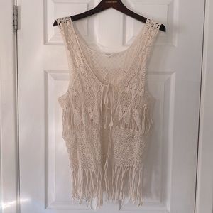 Love Tree Los Angeles Boho Crochet Vest